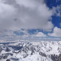 Flugwegposition um 12:26:55: Aufgenommen in der Nähe von 39028 Schlanders, Südtirol, Italien in 3707 Meter